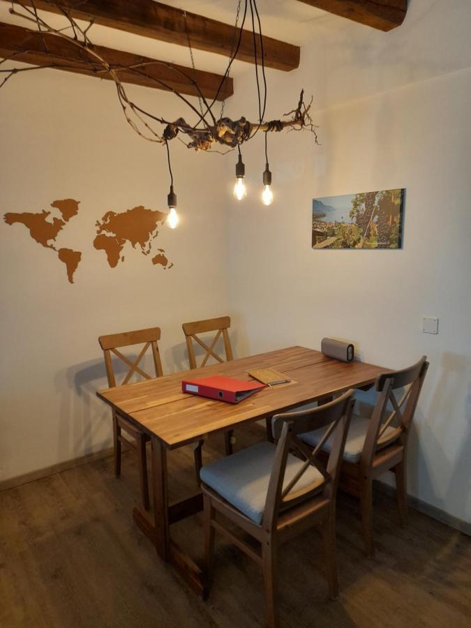 Studio Chez Un Vigneron Au Village Au 2Eme Etage Sans Ascenseur Вільнев Екстер'єр фото
