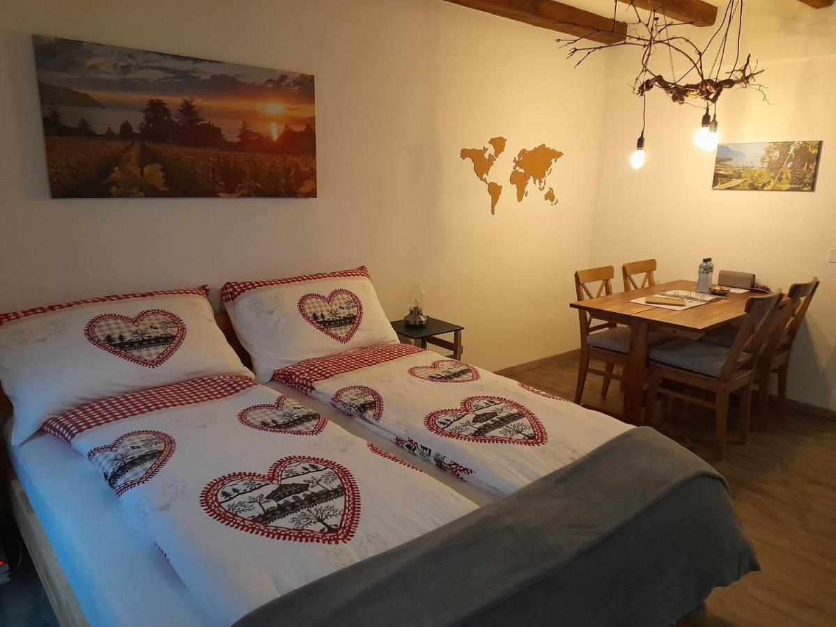 Studio Chez Un Vigneron Au Village Au 2Eme Etage Sans Ascenseur Вільнев Екстер'єр фото